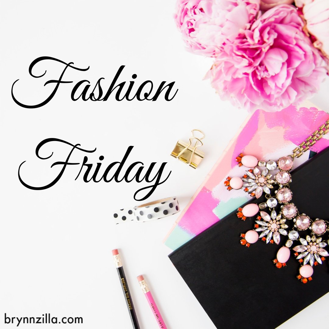 BrynnZilla's tweet photo. Happy Friday! 

#onlinethriftstore #thriftstore #thrift #thrifty #thrifted #secondhand #secondhandfirst #shop https://t.co/1w9uwSt141