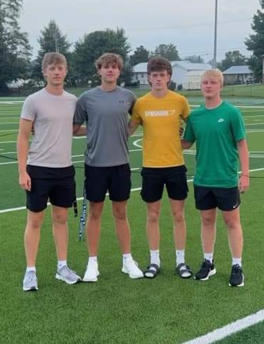 Tonight we recognize these four guys who have blessed this community with many memories. They've been a staple of our program for many years. Good Luck tonight, it's your night, appreciate you so much. #seniornight  <a href="/tannerwillis014/">Tanner Willis</a> <a href="/JaydenMarr3/">Jayden Marr</a> <a href="/HodgesHouston12/">Houston Hodges</a> <a href="/HaydenBlakeman2/">Hayden Blakeman</a>