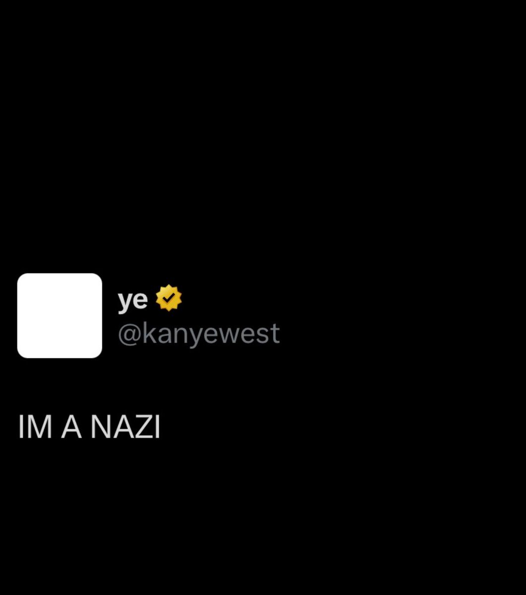 tlop444's tweet photo. @kanyewest how you go from this to this https://t.co/dUmWQgyKFA