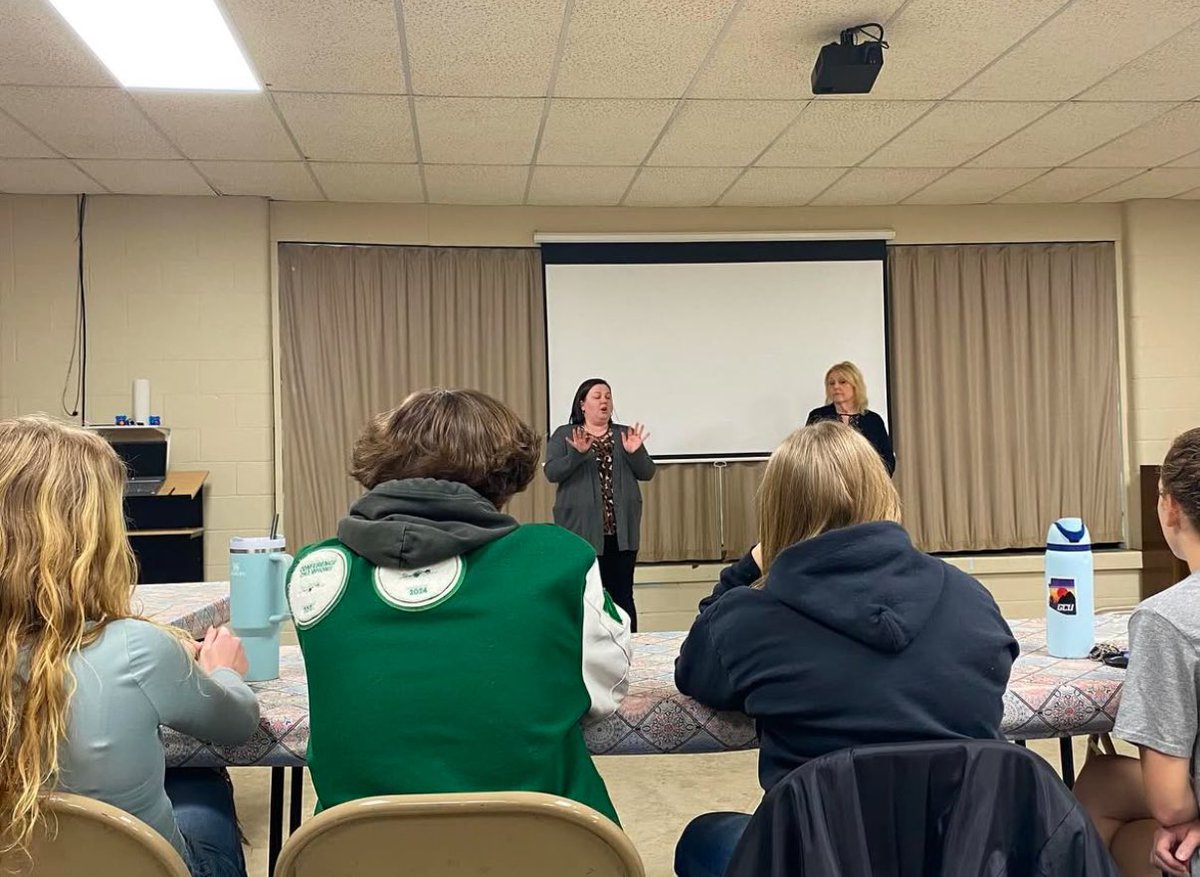 Last week we were honored to have Mayor Judy Sheets and Community Development &amp; Engagement Director Kimberly Black at our meeting to discuss upcoming events &amp; answer questions about our community! Thank you both!
<a href="/CityIndiana/">City of Frankfort, Indiana</a> <a href="/HealthyClinton/">Healthy Communities of Clinton County</a>