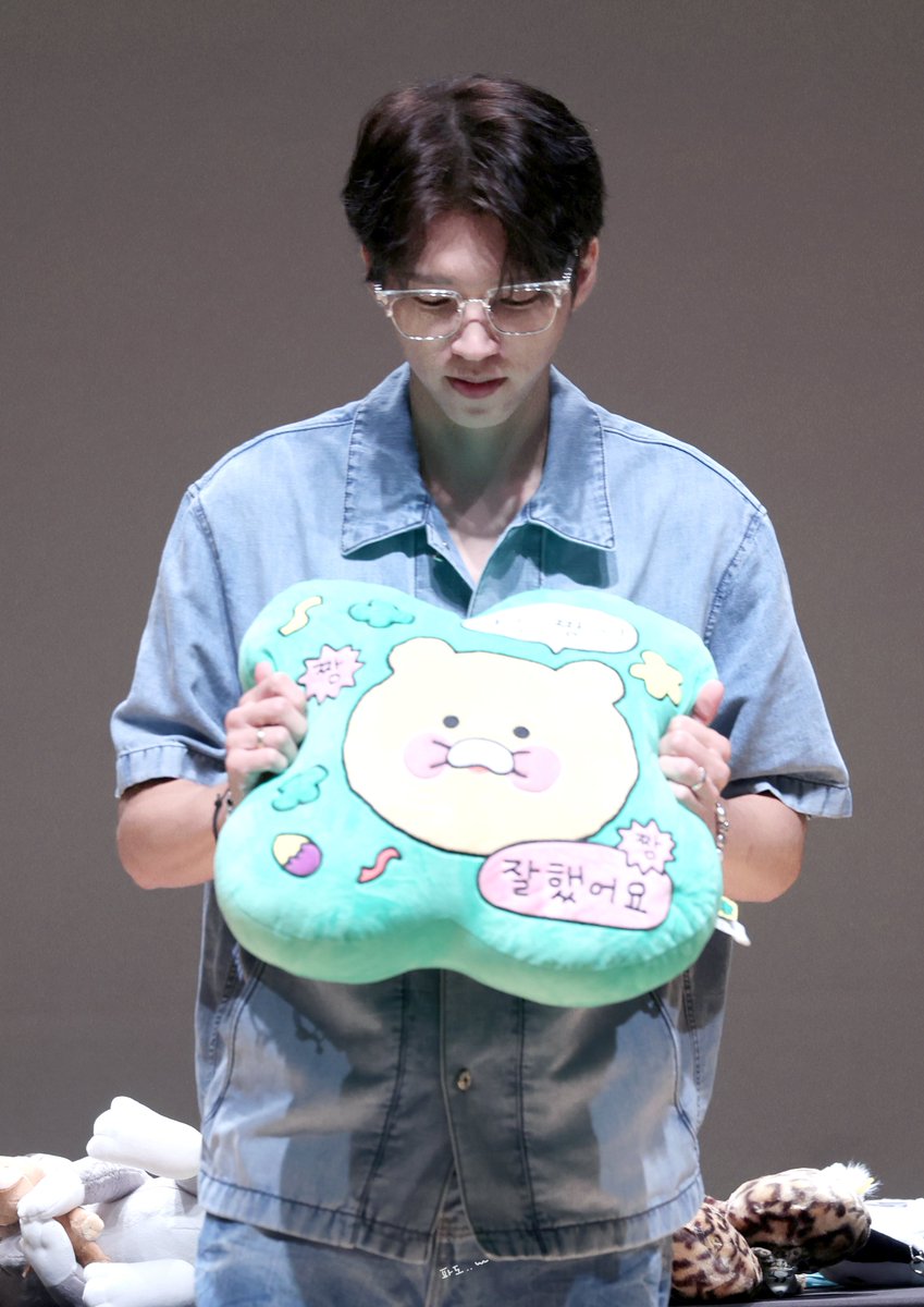 oodoobo's tweet photo. #천재강아지_우현아_생일축하해
#Happy34thWooHyunDay https://t.co/YkWM94xpBA