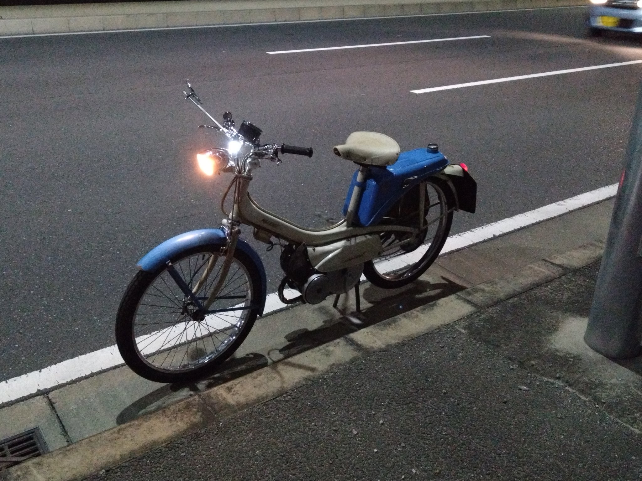 覆面 Ninja ZX-6R (@NinjaZX6R2) / X