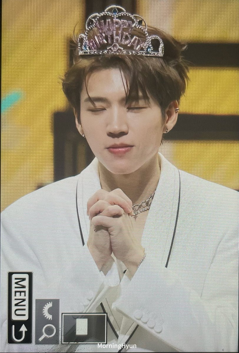 250207 LIMITED EDITION In Singapore

생일 축하해 그리고 사랑해

2025년에도 건강 유지하고 유쾌하게 하루하루를 보내요 꼭 행복해요^

#우현