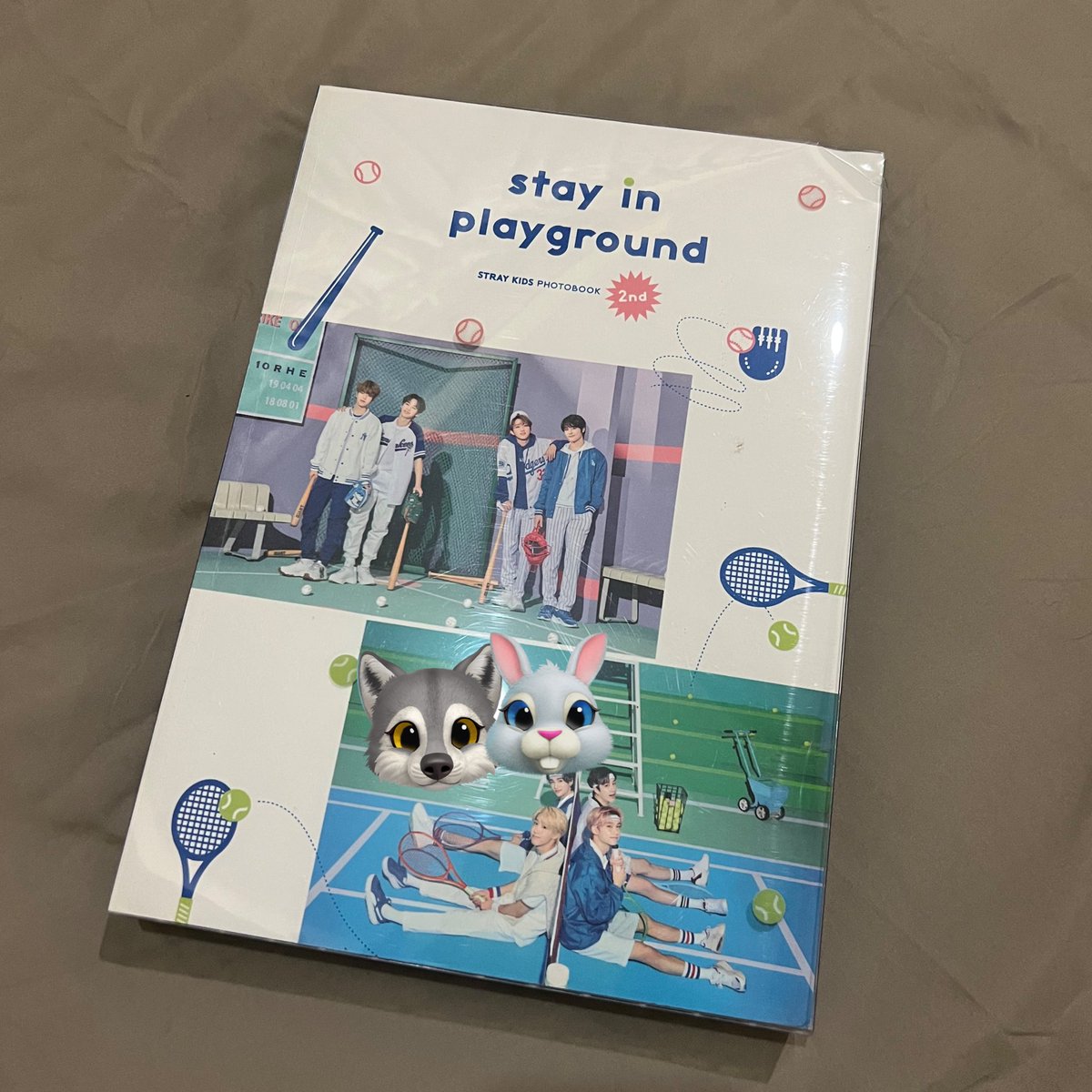 linorichan's tweet photo. wts
stray kids 2nd photobook stay in playground
rm55 – inclusion: sticker and popup card
defect from supplier in pic. negotiable.

🏷️: bang chan lee know hyunjin changbin felix i.n han seungmin #pasarskz #pasarskzmy #pasarstraykidsMY #pasarstraykids https://t.co/IGF0TTAlRg