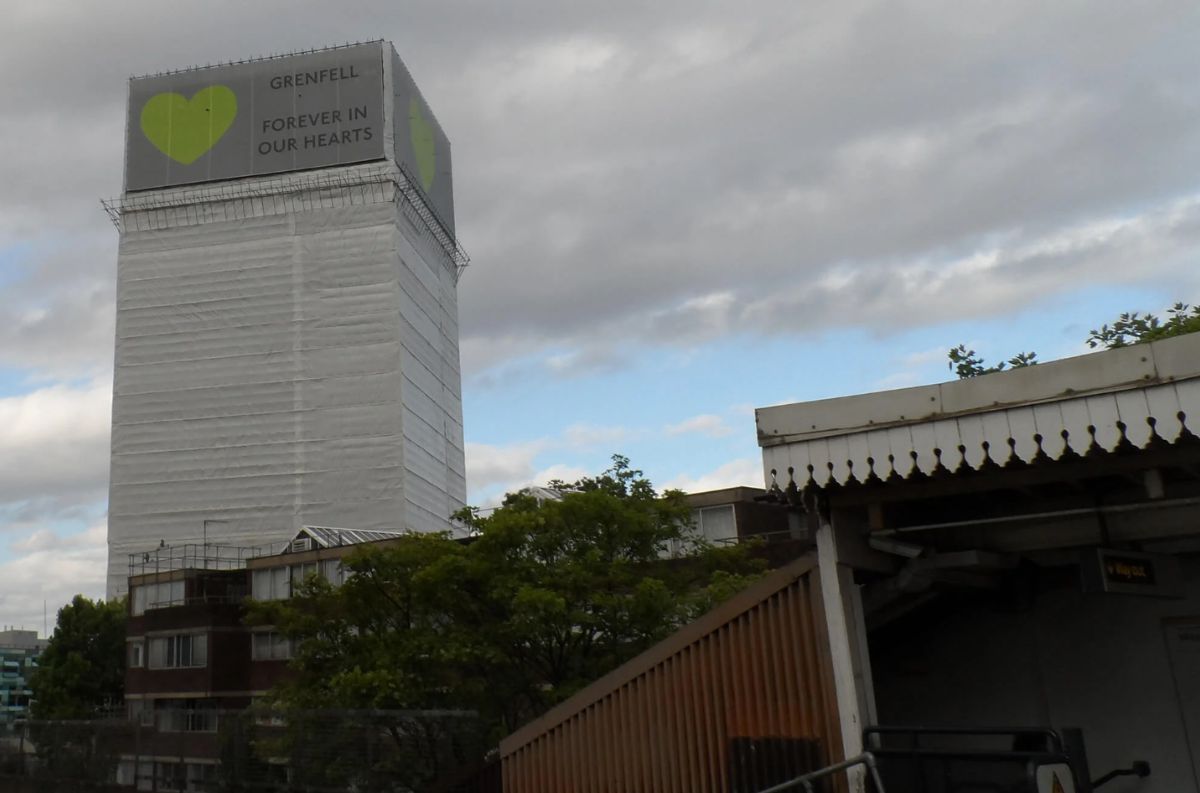 ARCAT_news's tweet image. Grenfell Tower to be demolished, sparking outrage among survivors groups; Winning ideas for Norway’s Troll’s Tongue Platform; ten iconic projects by 2025 RIBA royal gold medalists SANAA; and more in this week's top #ARCATect #architecture #news:   mailchi.mp/4978e2e479a7/s…