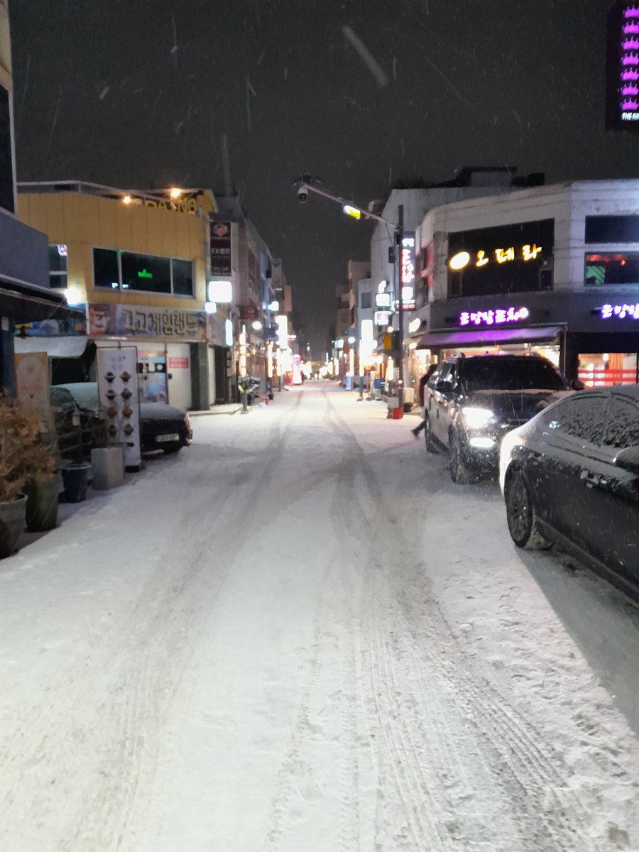 오페라에서 우아하게 한잔해요^^