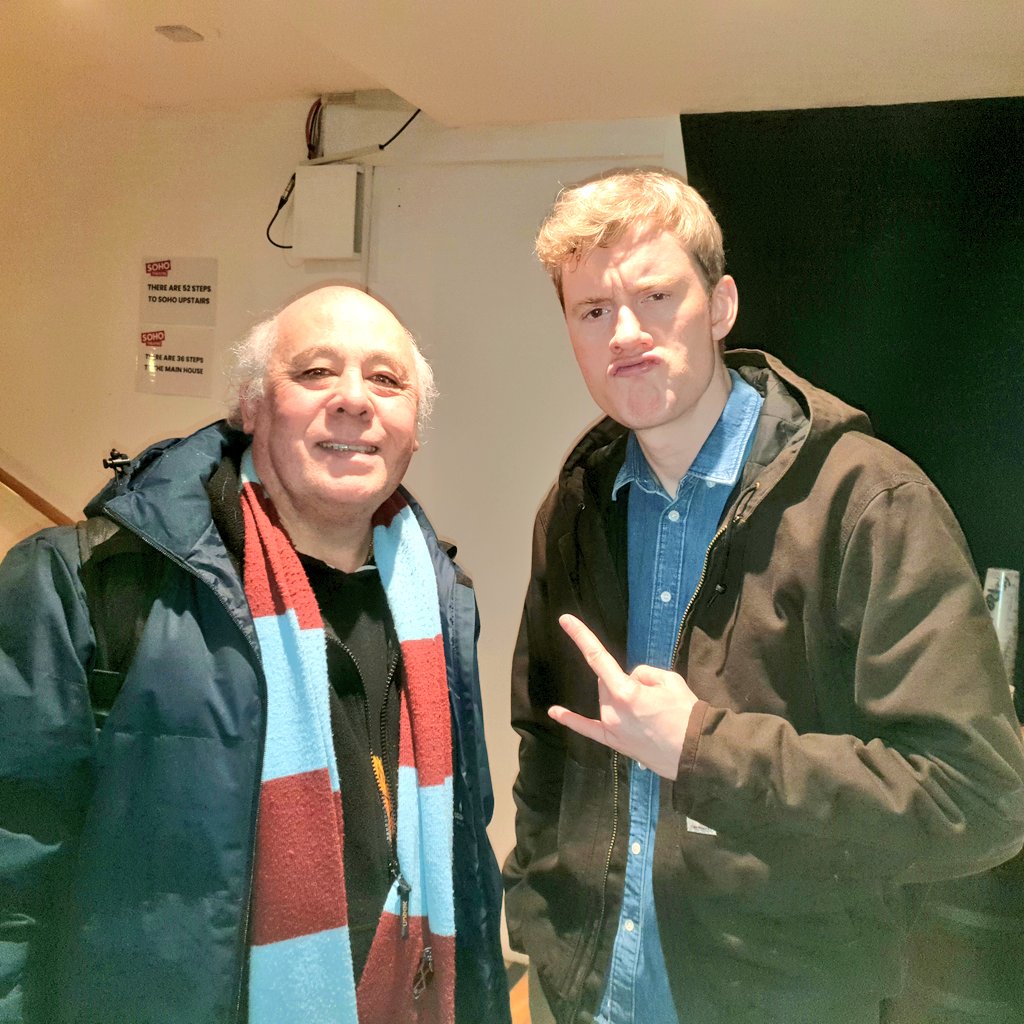 Kevenlaw's tweet image. Another great @taskmaster night was had on Thursday at the @sohotheatre in London where I got to see &amp;amp; meet #TaskmasterNZ Legend @rayolearycomedy &amp;amp; @BeckyUmbers as well as UK #taskmaster &amp;amp; @OffMenuOfficial legend @JamesAcastor 💞 @BeckyJNorfolk @BookOfTM @Nutty4Armstrong