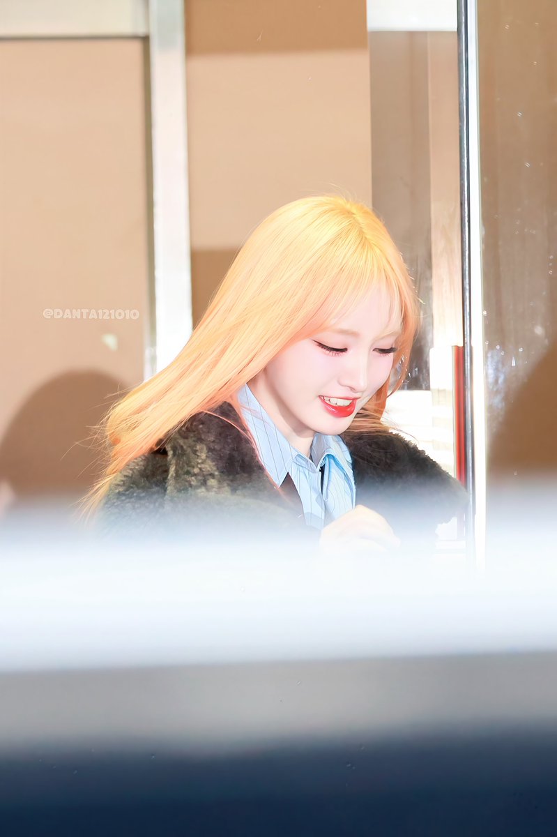 Danta121010's tweet photo. 20250207💝

아기가 퇴근했어～

#IVE #아이브 #LIZ #리즈 #リズ https://t.co/nKrmqzxvXm