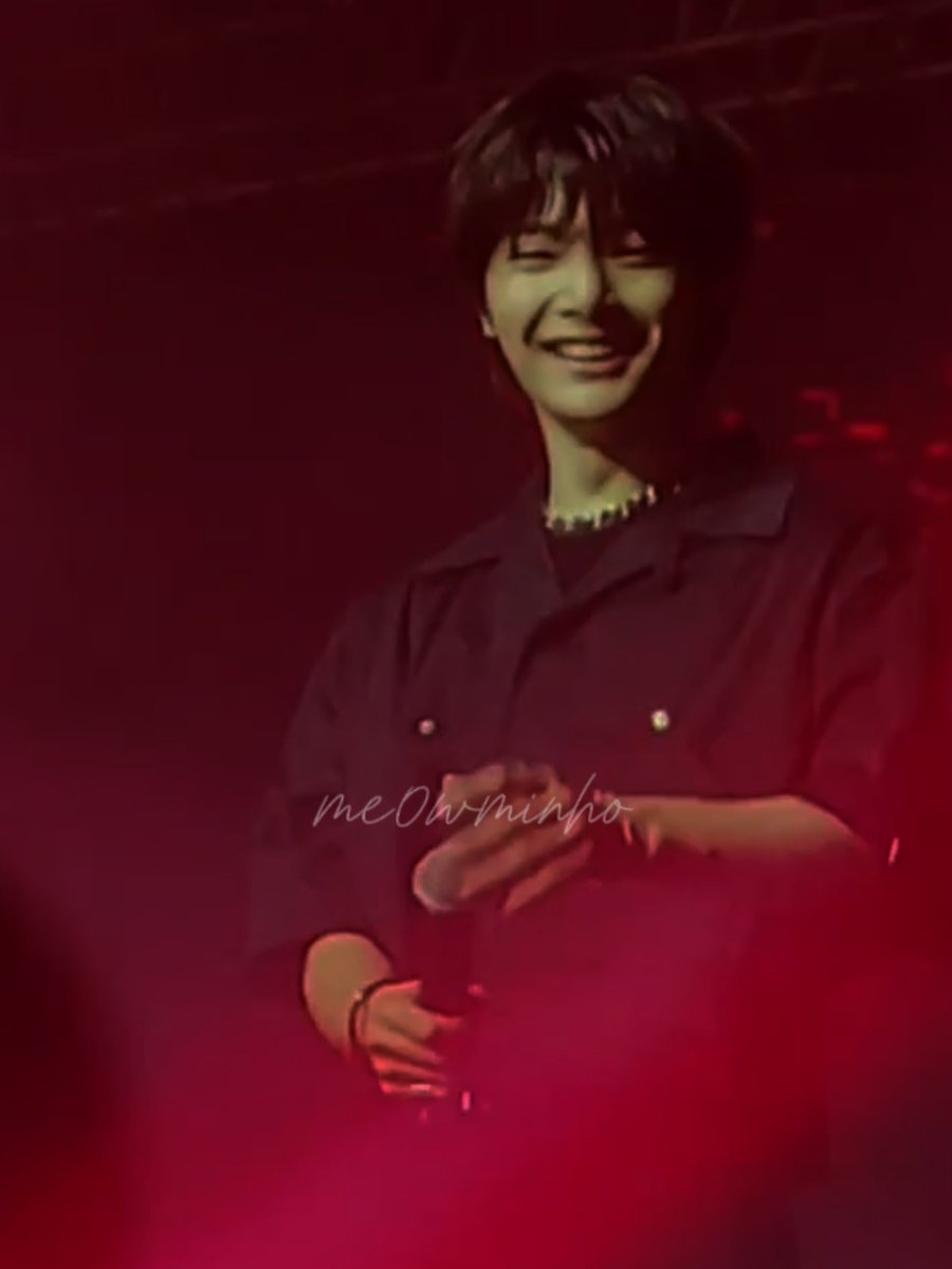 gnabknow's tweet image. sharing my personal favorite innie clip from my phone!! happy birthday, my sweet baby bread. imy &amp;amp; ilysm!!!! 🥹💖

SWEET SERENADE I.N DAY
#아기빵_항상_사랑으로_발효중 
#Siren_Vocalist_IN
#HappyINDay
@Stray_Kids