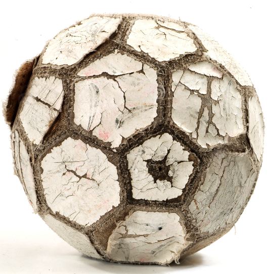 90sfootball's tweet photo. We all played with a ball like this as a kid... https://t.co/4Jp11kYz3L