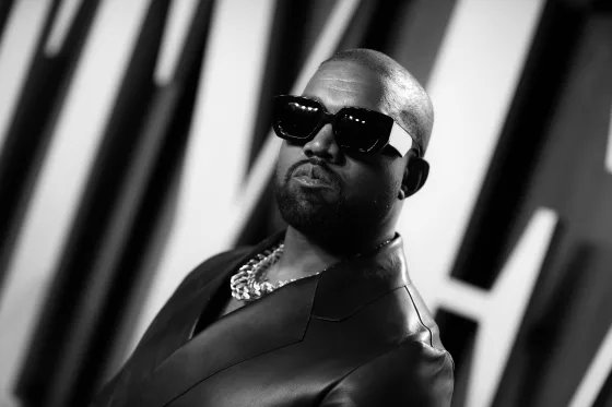 00feli_'s tweet photo. no doy mass kanye wacho llevame con voss hnito porfavor wacho levantate xq no te quedaste en casa wacho turri chispa veni vamos Ah curtir el mambo entre nosotros como lo haciamos siempre hermanito lcdlg 💔

#RIPKanye https://t.co/SXaFbWipVS