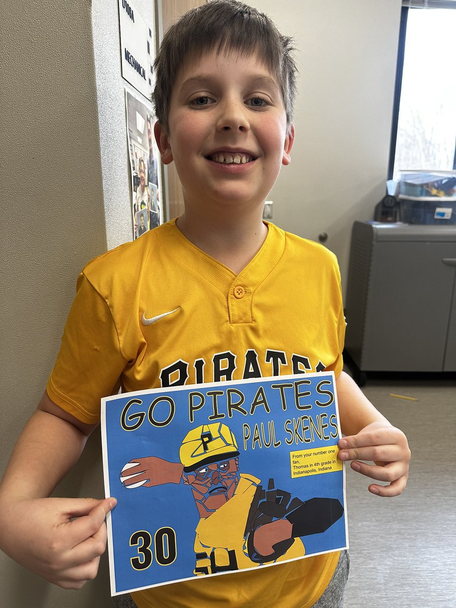 sauslander's tweet image. Hey @Paul_Skenes , meet your number one fan. He’s a 4th grader in Indy, who rooted for you when you pitched for the @indyindians. He made this digital mosaic for you in Tech class at @AllisonvilleES ! @Pirates @msdwt