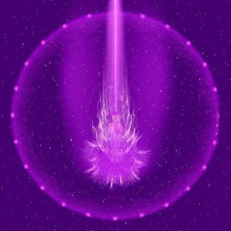LunaGitana0333's tweet photo. La Mala Costumbre:
La mala costumbre que tenemos los seres humanos de valorar algo solamente en su ausencia. 
Valoramos el dinero cuando nos falta. 
Valoramos el tiempo cuando estamos muriendo. Valoramos la familia cuando la perdimos. 

Valoramos el frío cuando hace calor, y deseamos que haga calor cuando hace frío. 
Solamente cuando recibimos un golpe bajo, dejamos de posponer la vida para después. 

Vivimos de recuerdos del pasado, o anhelando un futuro que ni sabemos si vamos a alcanzar, mientras sufrimos el presente como si nos encontráramos en una prisión sin salida. 
Nos quejamos de nuestros hijos pequeños, y luego cuando crecen deseamos que vuelvan a ser niños. 

Vivimos discutiendo con nuestros padres, y luego cuando mueren, anhelamos con todo nuestro ser poder retroceder el tiempo y darles tan solo un abrazo más. Nos quejamos de todo lo que nos falta, y nos olvidamos de disfrutar de lo que nos sobra.  
El ayer ya pasó, y el futuro es incierto. 

Solamente nos queda vivir aquí, y ahora, y sembrar lo mejor que tengamos, confiando en que vamos a cosechar lo mejor después. 

¿Por qué esperar para decir Te Amo? 
¿Por qué no luchar hoy por lo que deseas? 
¿Por qué guardarte sonrisas, abrazos, y besos? 
¿Por qué no pedir perdón? 

Nunca creemos que se nos puede acabar el tiempo, hasta que se nos acaba. 
Nunca creemos que podemos perder algo, hasta que lo perdemos. 
Nunca creemos que vamos a morir, hasta que estamos muriendo. 

¿Por qué no mejor disfrutar del sol, cuando está brillando? 
¿Por qué no mejor dejar que la lluvia nos moje, cuando está lloviendo?  
¿Por qué no reír cuando estamos felices, y llorar cuando sufrimos? 

Sufrir, también es vivir.  
Que duela también es señal de que puedes Sentír.  Sentir, todavía es señal de que hay Esperanza. 
No esperes a enterarte de que estás muriendo, para empezar a vivir.  
La vida es solo esto, el Aquí y el Ahora. 
Todo lo demás es ilusión.