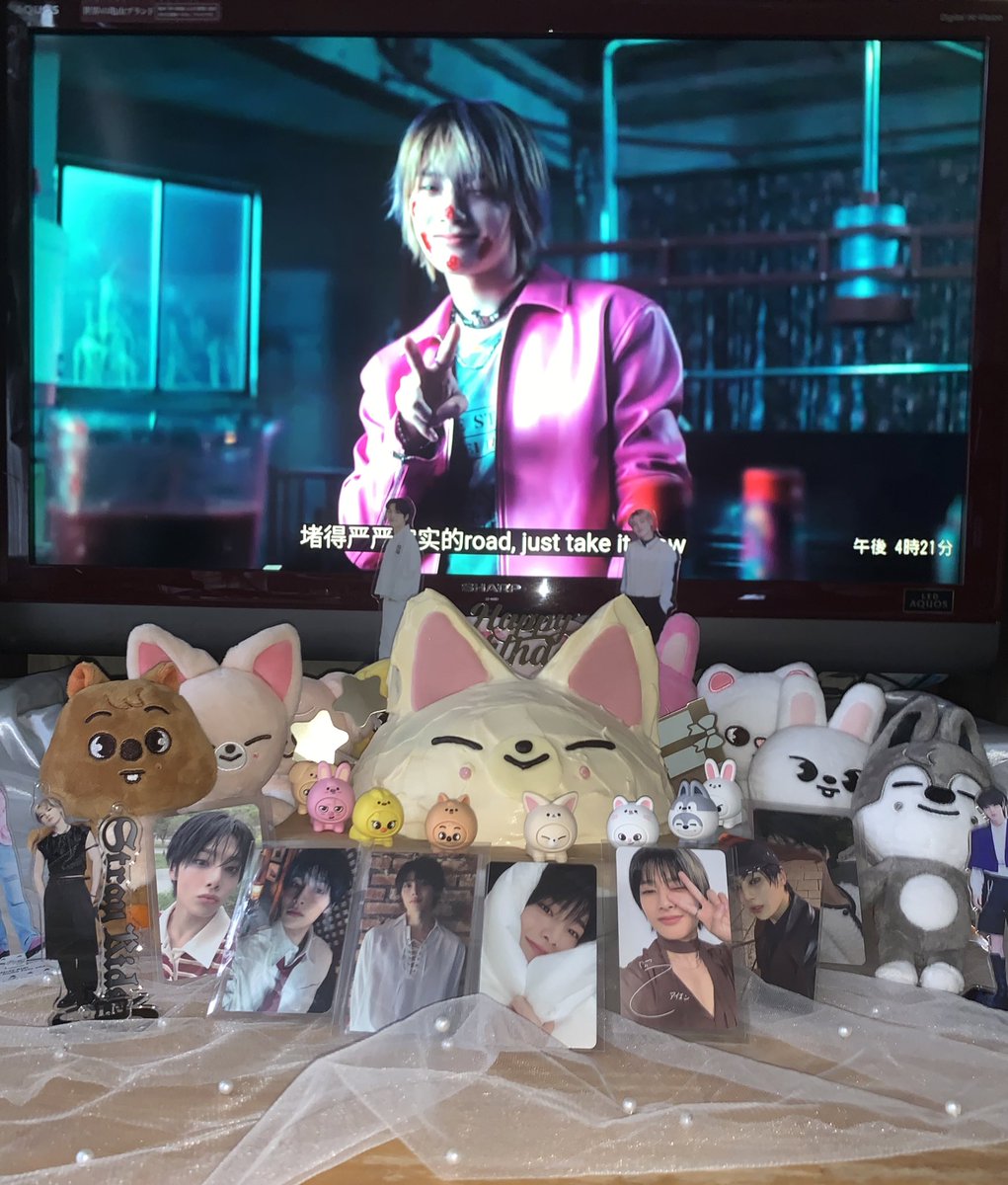 AtoZ0522's tweet photo. 今年も産まれてきてくれてありがとうヤンさん🥳ᩚ🦊🌞🧡🥕🍊🟧☄️🦀🧶🍹

#HappyINDay
#아기빵_항상_사랑으로_발효중 
#Siren_Vocalist_IN
#StrayKids #스트레이키즈
#아이엔 #I_N https://t.co/Las0P4oci8