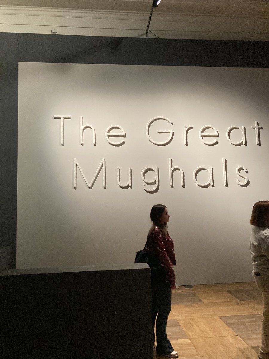 PipersSenior's tweet image. The second exhibition of the day was The Great Mughals: Opulence and Architecture. A complete contrast to the Naomi exhibition but we found lots of colour, pattern and texture inspiration to inject new directions into AS and A level projects. #PipersTextiles #PipersSixthform