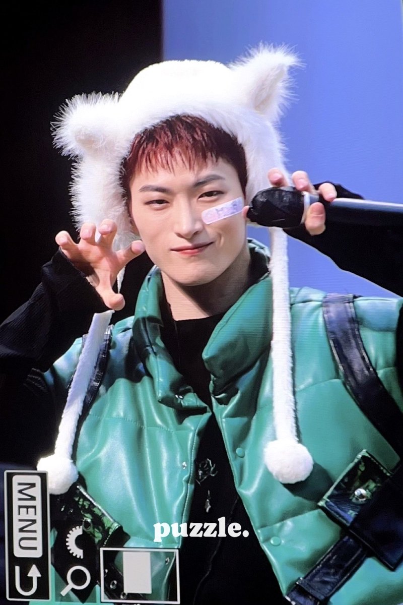 puzzle703_'s tweet photo. 250207 비트로드

냐냐웅 
#유민 #YOUMIN  #ユミン
#ALL_H_OURS #올아워즈  #オールアワーズ https://t.co/J9C8gQi8MM