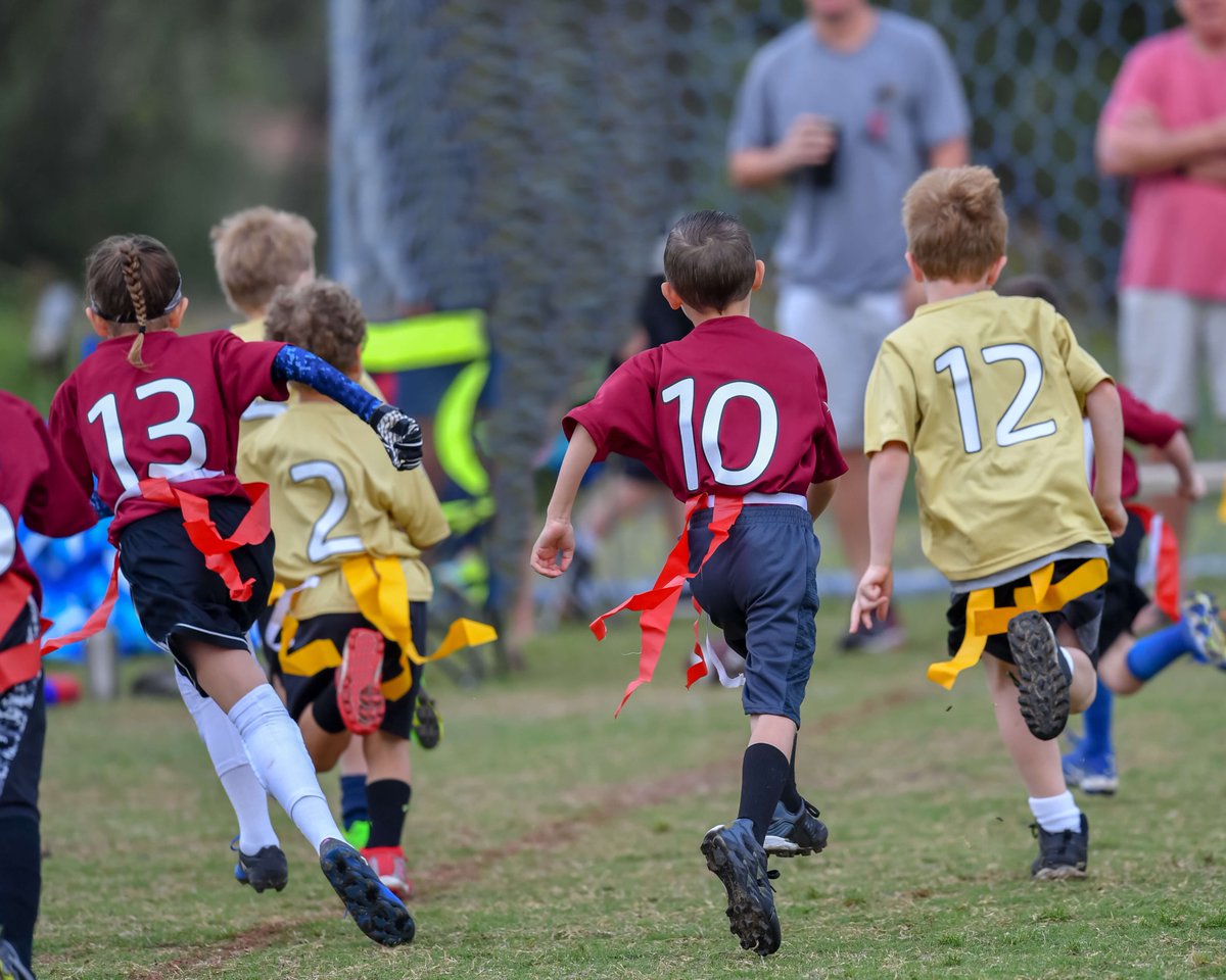 MaxinMotionOrg's tweet photo. Super Bowl Sunday isn’t just about football—it’s a family affair! 🏈🎉 Keep the kids entertained with fun activities like football charades or a friendly game of flag football. Check out more inspiration from @thepioneerwoman! https://t.co/p1T6vMZPOj #SuperBowlFun #FamilyGameDay https://t.co/GY7RZxlYeF