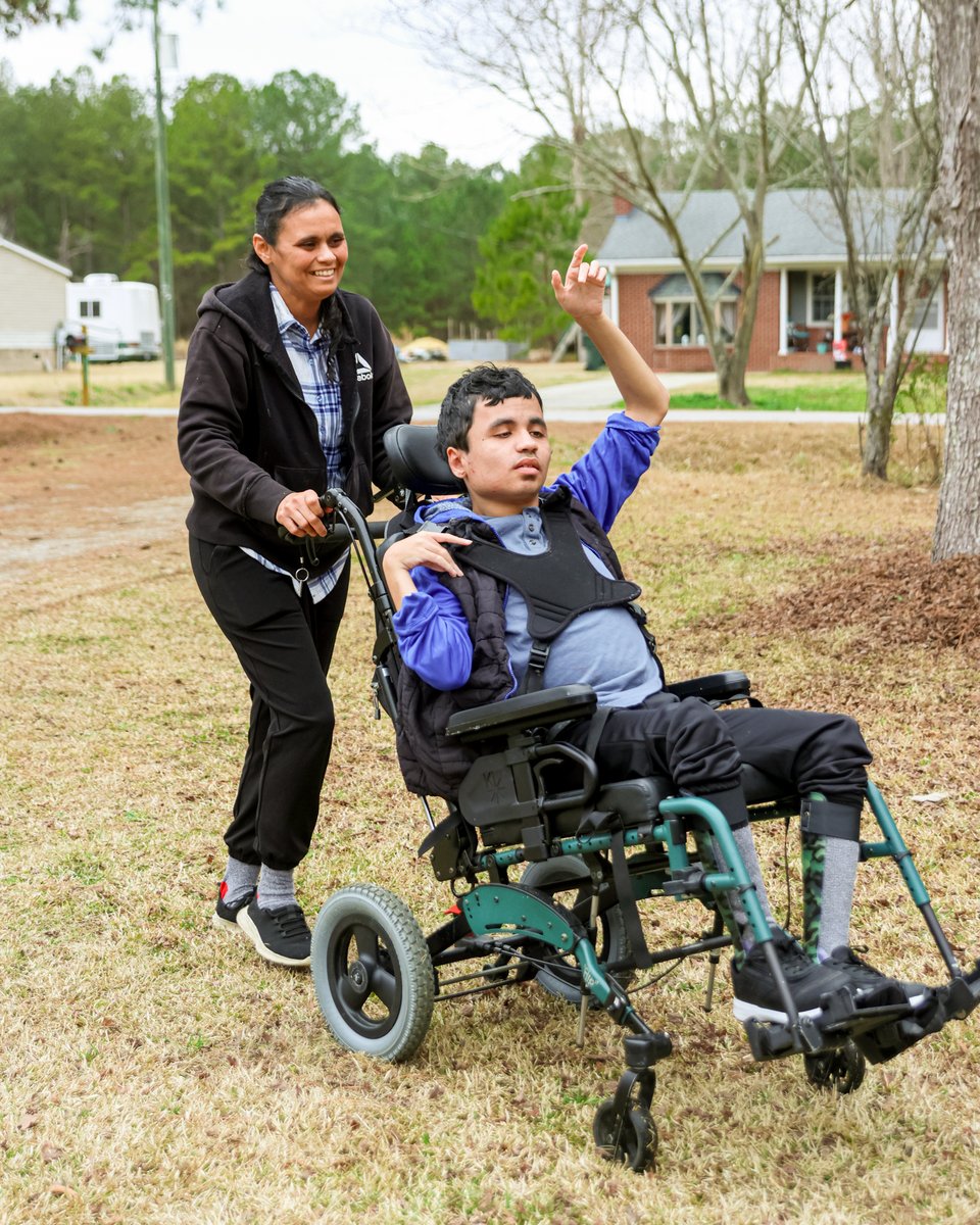 MakeAWishEastNC's tweet photo. Wish kid Alston had a surprise waiting for him when he got home from school this week… his wish for an outdoor accessible man cave had been granted! Alston’s family, friends, and teachers were all in the backyard waiting to celebrate with him! What a  fun day! 💙

#WishGranted https://t.co/Uf1Cimm7Xm