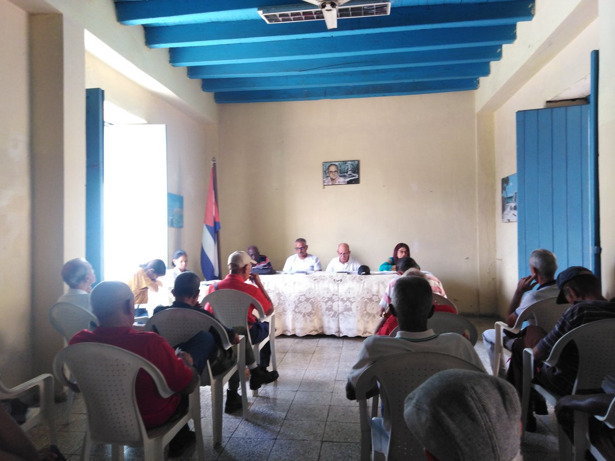AMayorColon97's tweet photo. En desarrollo el Balance anual 2024 de la Oficina de Atención al Combatiente con previa Inauguración de la muestra del mes en el #museo "José Ramón Zulueta", del municipio de #Colón, dedicada la figura de Rafael Águila. https://t.co/VkUhcC6rKH