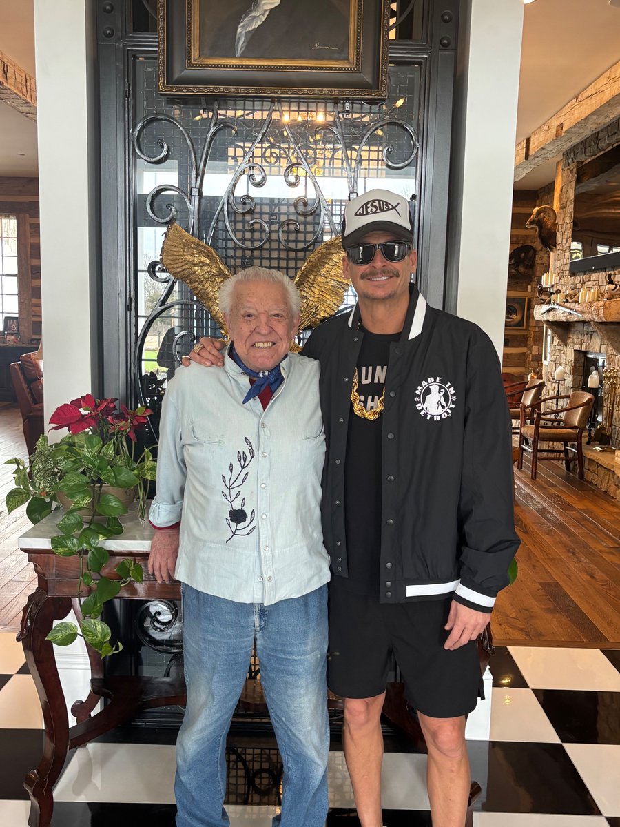 KidRock tweet media
