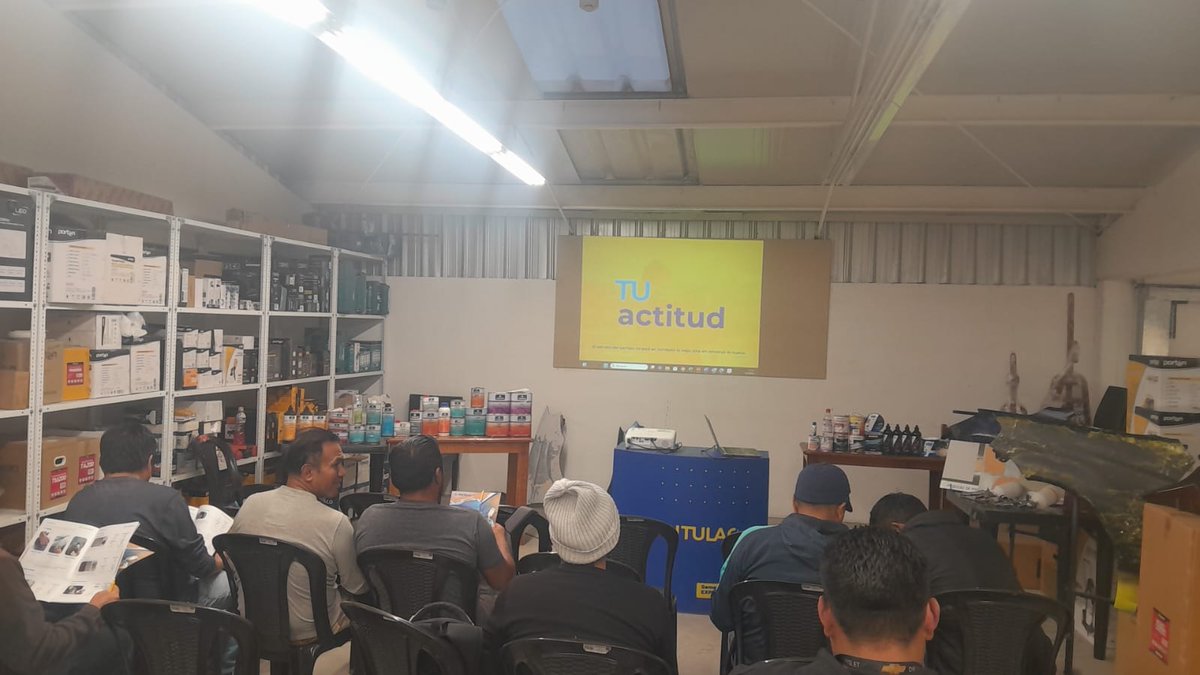 pintulacec's tweet photo. 🚗 ¡Así vivimos nuestra capacitación de Pintura Automotriz en Tumbaco-Quito! 🏁🔧

Gracias a todos los apasionados que se sumaron. ¡Jornada llena de conocimiento y práctica! 💪✨

#capacitaciones #pintulac #automotriz #capacitacionesgratuitas https://t.co/ou2EhdLOQO