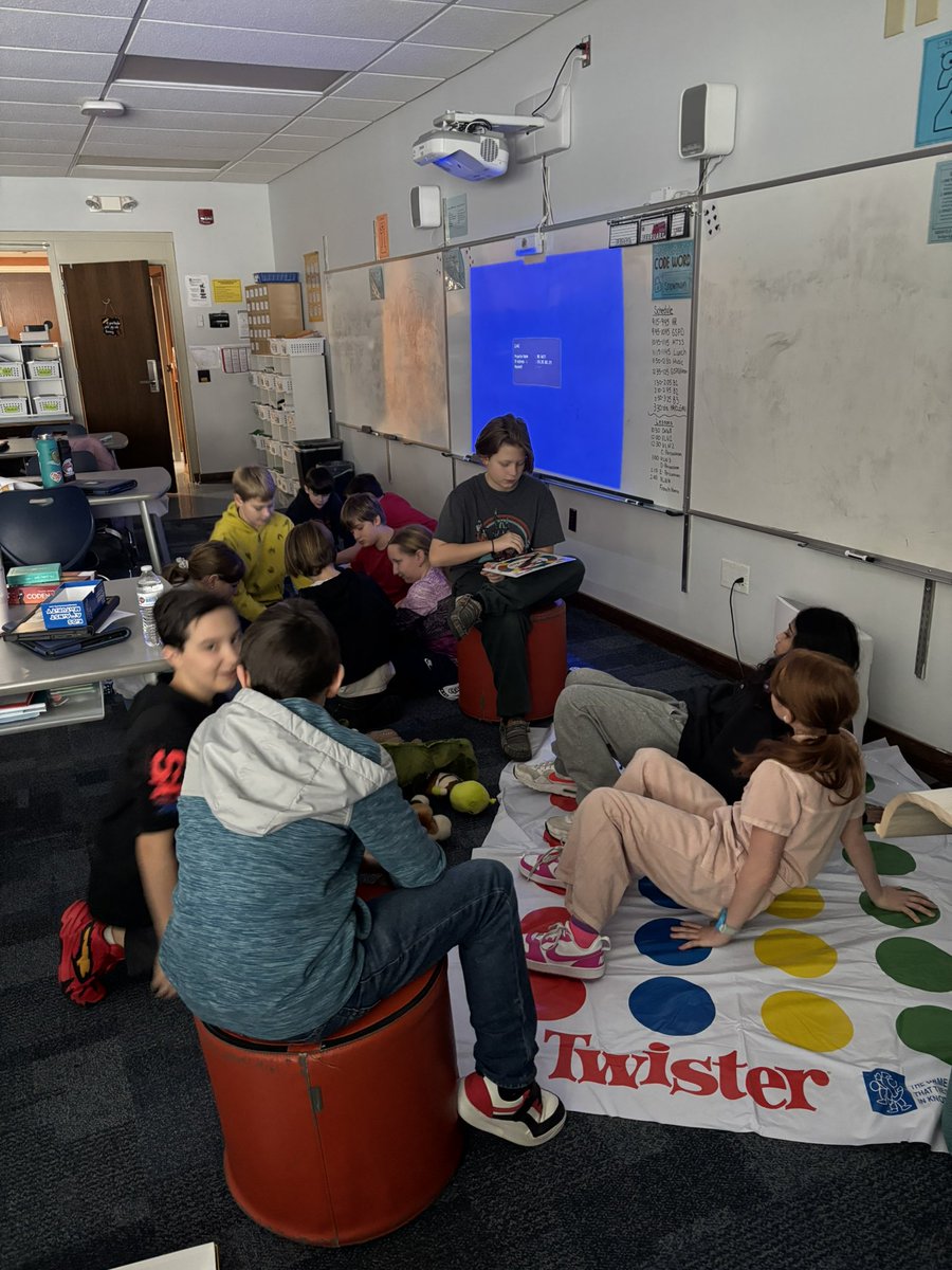 Amy Hunter tweet media