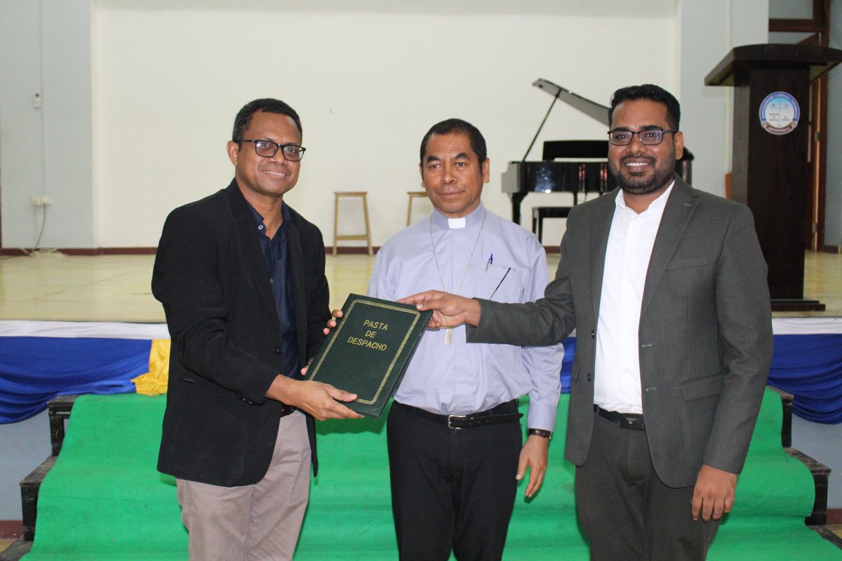 FFspdd's tweet image. Welcome ceremony for the international students from India in the MBBS program at UCT, alongside the donation of textbooks to the UCT library, under the cooperation agreement between Fundação São Paulo and IndoMed Educare Private Limited.