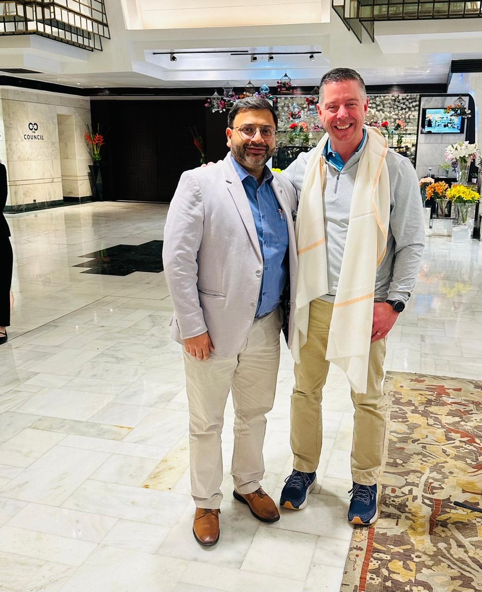 Dr. Vivek Bindal, President of the India Chapter and Dr. Greg Kennedy, President-Elect in India for the SSAT India Chapter meeting
