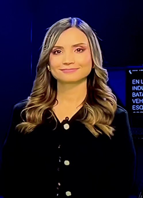 Arreboy73's tweet image. Cerrando la semana… Así comienza… #LaTiradera !!!! Que tengas un gran fin de semana @Monifdc 👍🏻😘 saludos!! @aztecaBajio