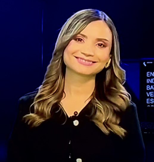 Arreboy73's tweet image. Cerrando la semana… Así comienza… #LaTiradera !!!! Que tengas un gran fin de semana @Monifdc 👍🏻😘 saludos!! @aztecaBajio