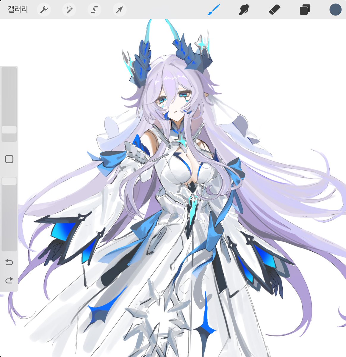 루시엘라 강철여왕