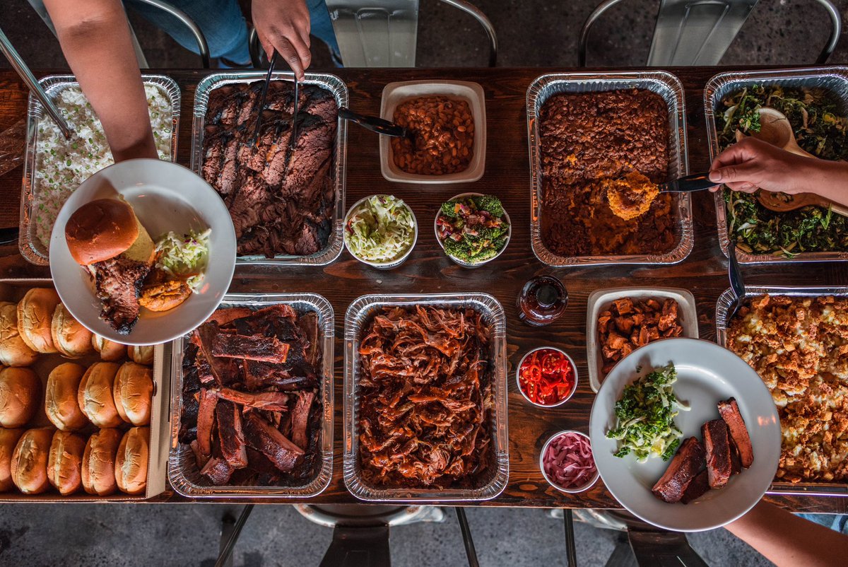 MightyQuinnsBBQ's tweet photo. Get your Big Game preorders in! We have pickup specials plus all the trays of wings you need 🍗 🏈 #mightyquinns https://t.co/IsyhpftFy0