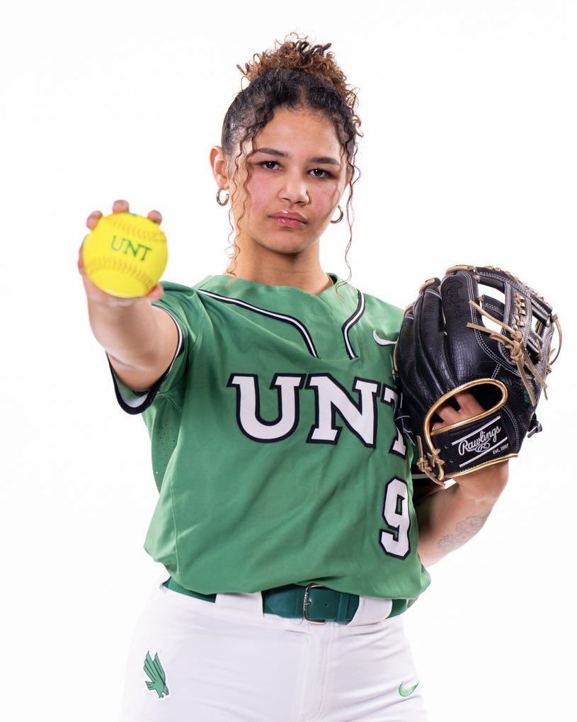 American_Conf's tweet photo. North Texas softball is BACK today 🟢🦅🥎

#AmericanWay x #AmericanSB https://t.co/qzM6FTvW0n