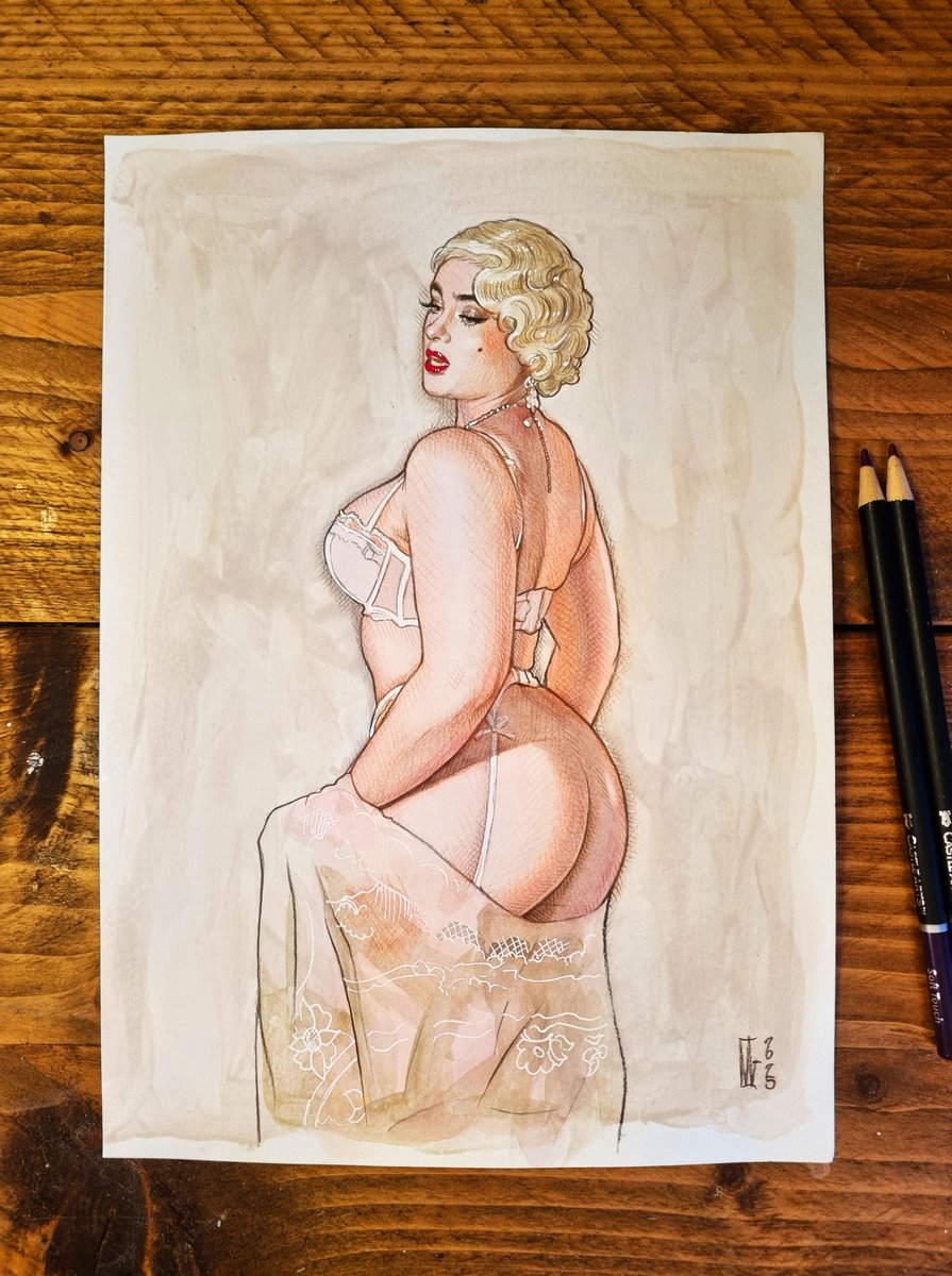graymarcus71's tweet photo. @stefania_model  done in Gouache paint and colour pencil on A4 watercolour paper.

Find here here-
https://t.co/gvaQ0deEFS

#stefaniaferrario #originalart #watercolor #eroticart https://t.co/kvaPuXLaYl