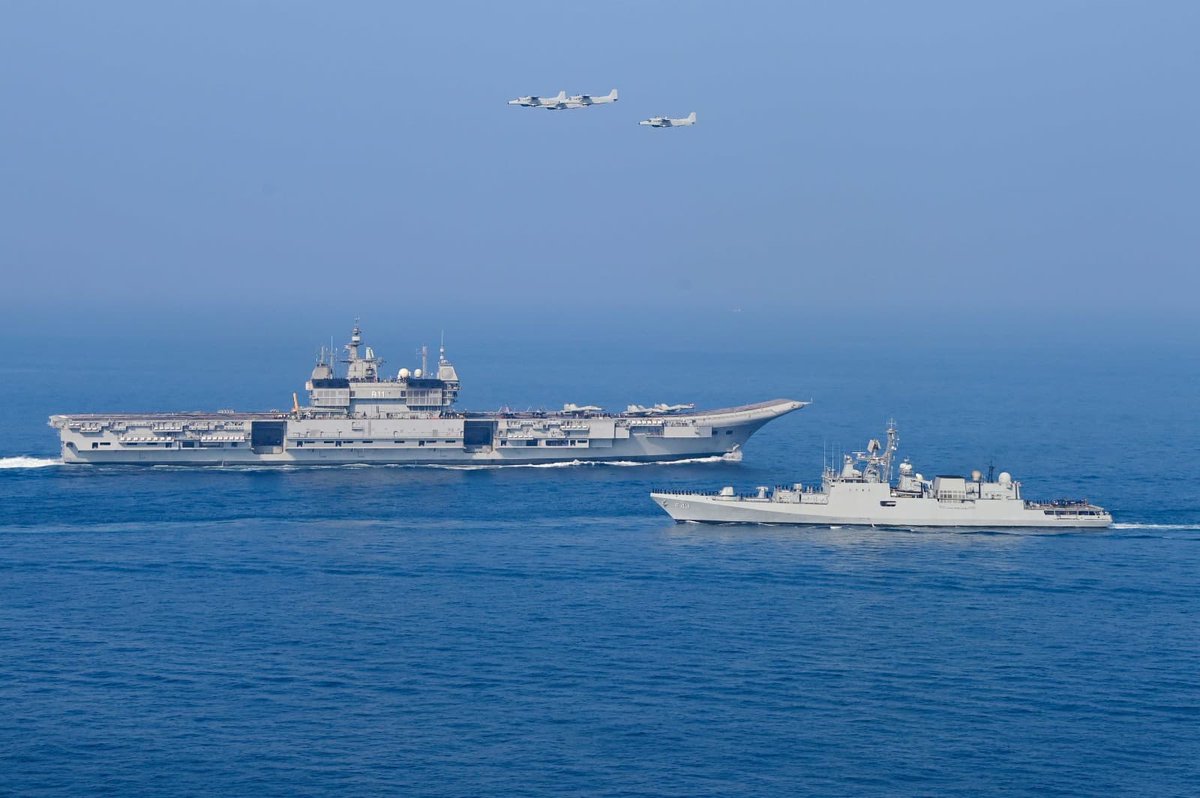 Tanmaycoolkarni's tweet photo. ⚓ Glimpse from the #IndianNavy's #TROPEX25 exercise :
1. Destroyers : INS Imphal, INS Mormugao, INS Visakhapatnam, INS Chennai & INS Kochi
2. Submarines : Kalvari-class & Shishumar-class
3,4. Indigenous Aircraft Carrier INS Vikrant with Frigates, Corvettes, MiG-29Ks & P-8I https://t.co/UQNbAL2OBx