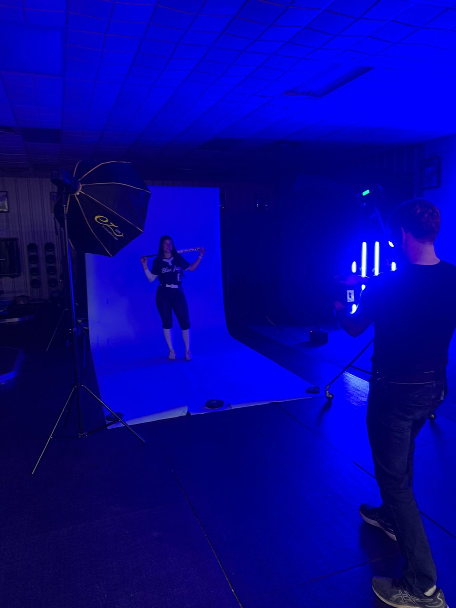 westmosoftball's tweet photo. A sneak peek of this years media day! One more week til gameday! #LookGood #FeelGood #PlayGood https://t.co/wNT3kZRLBu