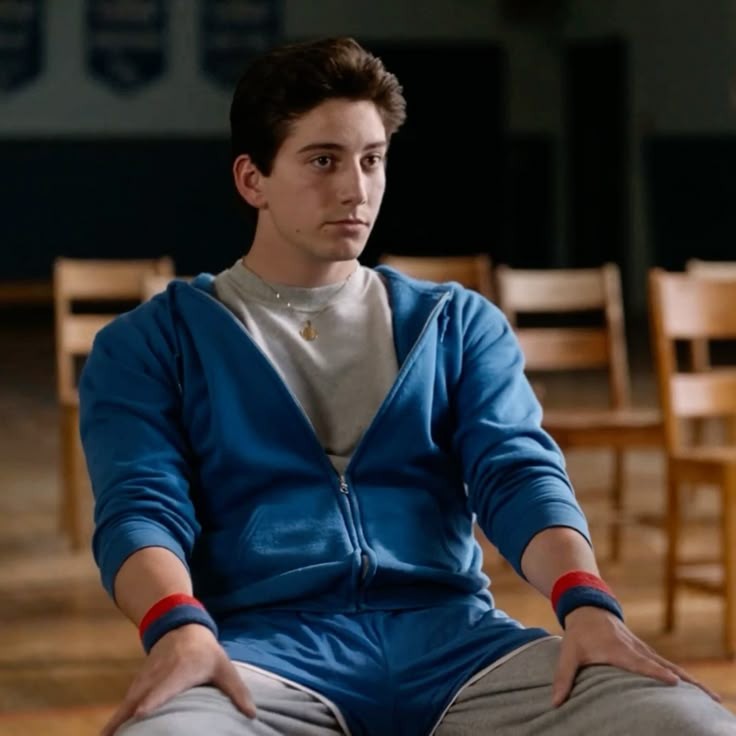 dead_uction's tweet image. My new obsession🤲🏽🧎
screaming crying throwing up while looking at him🥵