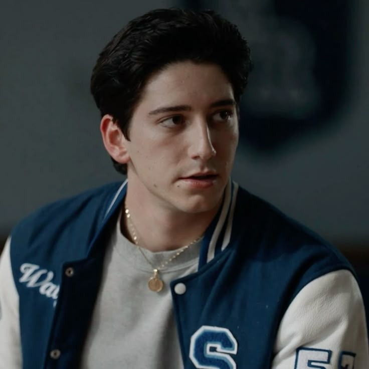 dead_uction's tweet image. My new obsession🤲🏽🧎
screaming crying throwing up while looking at him🥵