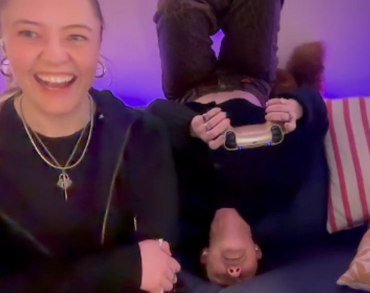 GAYCORNS!! 💕 They're here, they're queer, and at least one of them is looking forward to murder!! 😈 Jen and Aliona are streaming more Baldurs Gate 3 (and who knows what else will happen while doing so) this Sunday Feb 9th, at 6PM GMT. 

See you Sunday! 👋