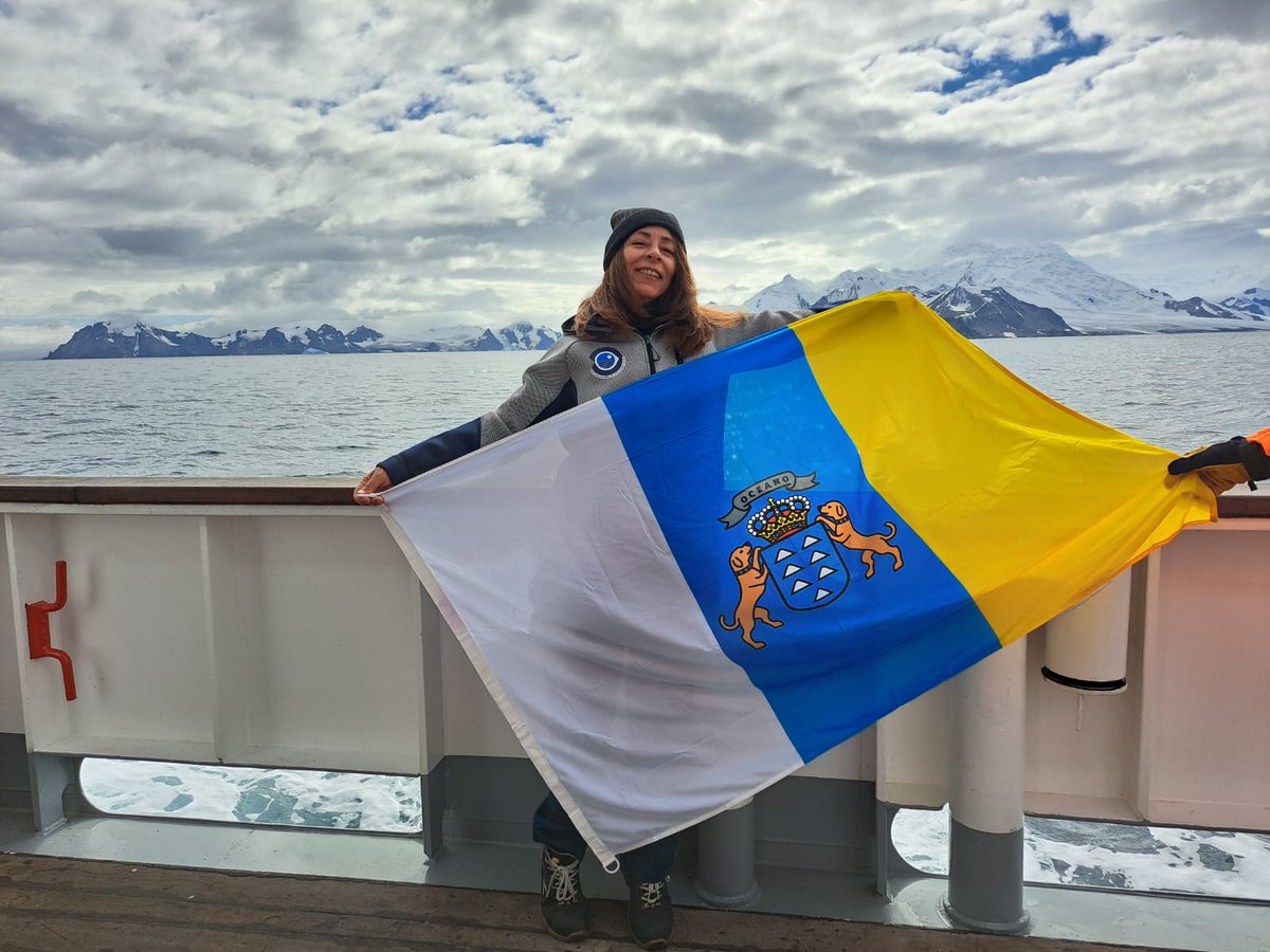 IEO Canarias (@ieo_canarias) on Twitter photo 🚢Odón de Buen | Rumbo a la Antártida
Nuestra compañera <a href="/NavarroPresas/">Carmen Presas Navarro</a>, del Centro Oceanográfico de Canarias está participando en la primera navegación antártica del nuevo buque oceanográfico del @IEOOceanografia Odón de Buen!
🌊 Bo mar, Carmiña! 🚢Odón de Buen | Rumbo a la Antártida
Nuestra compañera <a href="/NavarroPresas/">Carmen Presas Navarro</a>, del Centro Oceanográfico de Canarias está participando en la primera navegación antártica del nuevo buque oceanográfico del @IEOOceanografia Odón de Buen!
🌊 Bo mar, Carmiña!