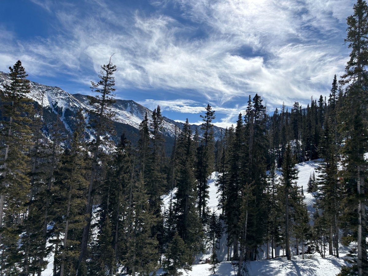 ActivateNM's tweet photo. The 2025 Ski Lift Pitch Competition has come to an end, and we're thrilled to announce that this year's winner is @Neurogeneces!

Congratulations to all participants, sponsors, and judges that made this an awesome event!

#skiliftpitch #ActivateNM https://t.co/Bympt2V4Rx