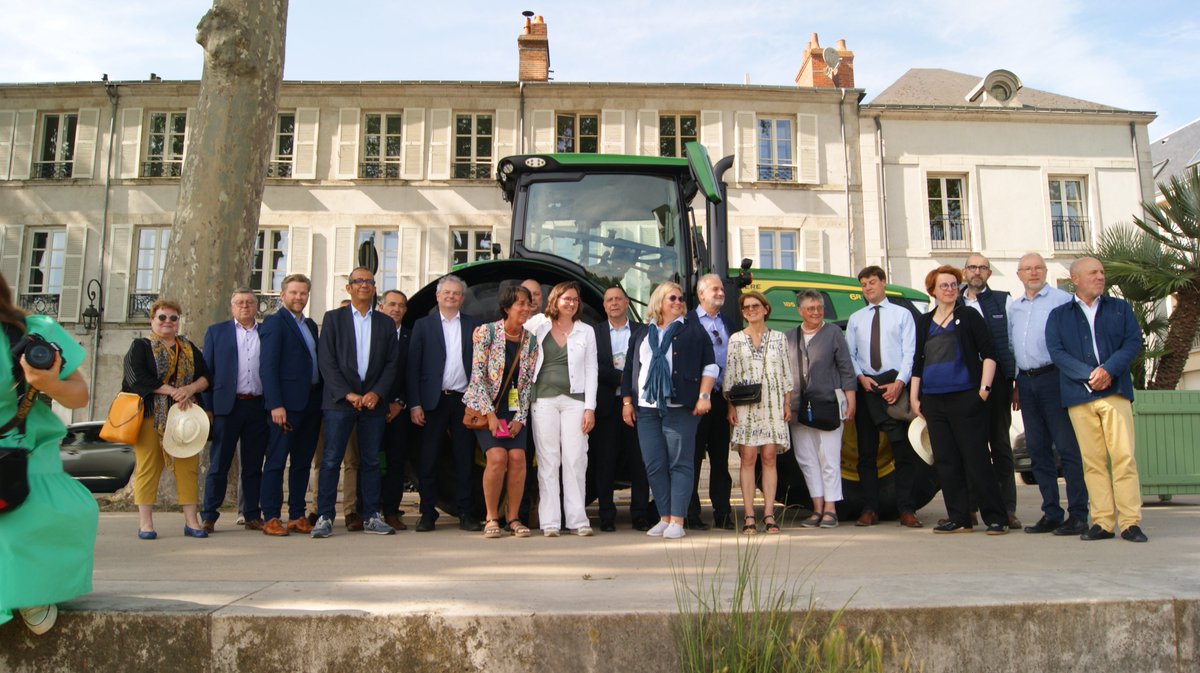 Open Agrifood (@oagrifood) on Twitter photo 📅 NOTEZ LA DATE 📅
3 jours pour faire découvrir l’agriculture au grand public de manière ludique et pédagogique 🐄 💚
Les Journées de l’Agriculture reviennent à #Orléans les 8, 9 et 10 juin 2025 #JNAgri
<a href="/Journeesagri/">Journeesagriculture</a> <a href="/Agridemain/">#agridemain</a> 📅 NOTEZ LA DATE 📅
3 jours pour faire découvrir l’agriculture au grand public de manière ludique et pédagogique 🐄 💚
Les Journées de l’Agriculture reviennent à #Orléans les 8, 9 et 10 juin 2025 #JNAgri
<a href="/Journeesagri/">Journeesagriculture</a> <a href="/Agridemain/">#agridemain</a>