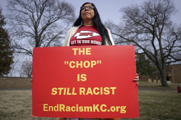 Solomon33John's tweet photo. #TheView Super Bowl 59 #SBLIX #BlackHistoryMonth โ๐ฟHow can we "Choose Love", & Support a 34 Count Convicted Felon Twice Impeached President with a First Class Seat at The Super Bowl?" #EndRacism #BlackLivesMatter #BlackJobsMatter https://t.co/9w5eeX3YlB
