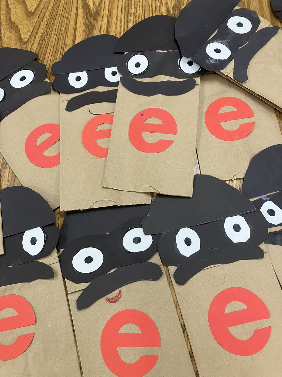 Mrs. Ryan tweet media