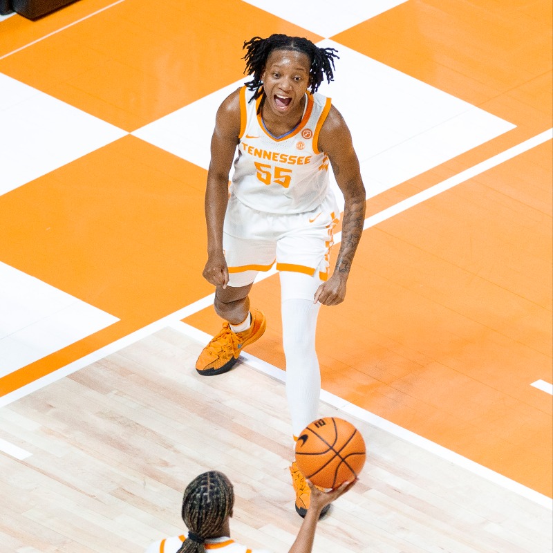 LadyVol_Hoops's tweet photo. relive IT ALL 📸