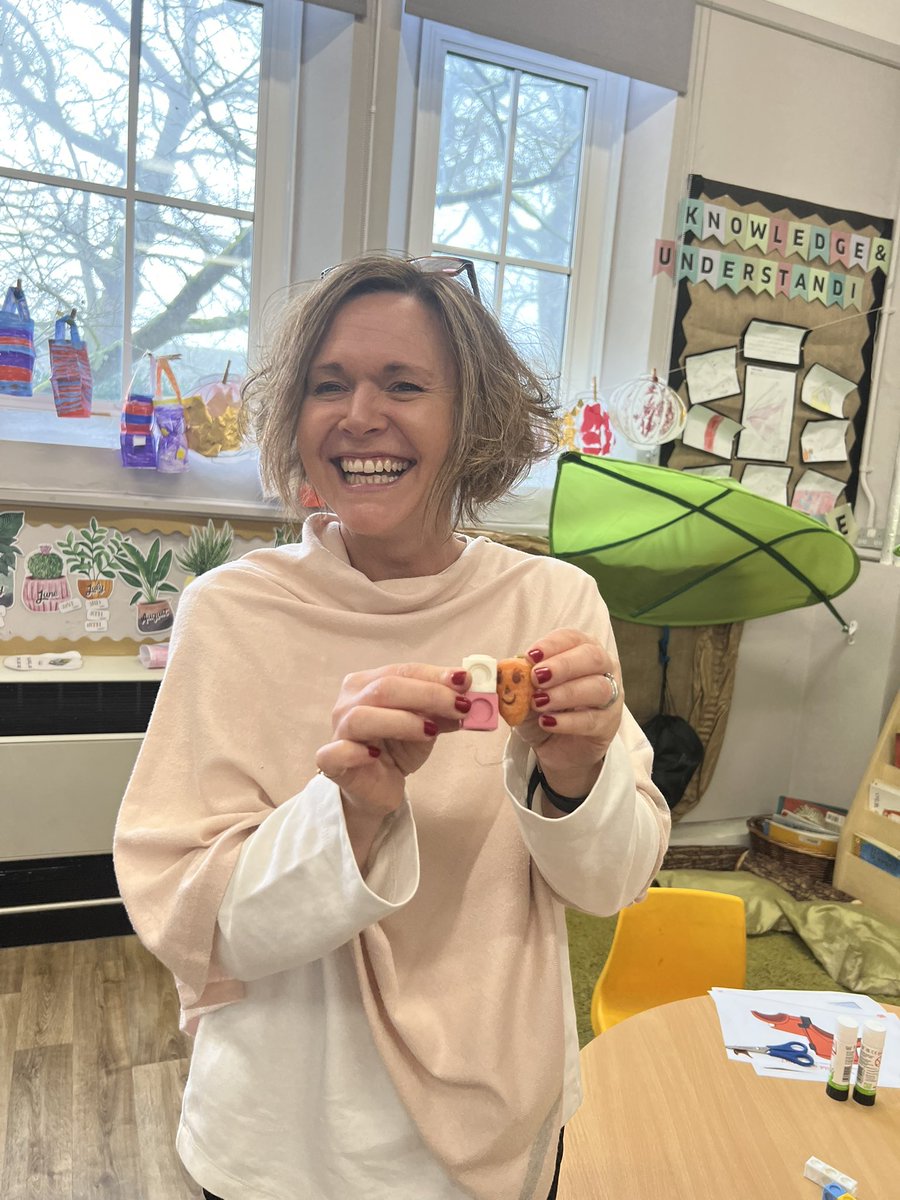 A big well done to our winners of Number day. 

Rose, in Holly class, who brought in the longest carrot, 🥕 
Poppy, in Oak class, who found the heaviest potato 🥔 
Lily, in Willow class, who had the juiciest oranges 🍊

I also think Mrs Page needs a prize for the smallest carrot