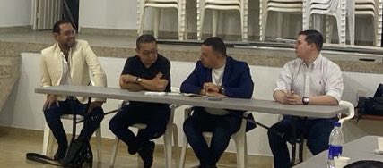 CGT-ADS representada por <a href="/JorgeDiezCGT/">Jorge Ivan Diez Velez</a> <a href="/BurchardtMeloFA/">Francisco Burchardt Melo</a> en misión Valle del Cauca en compañía del presidente de <a href="/FEGTRAVALLECGT/">FEGTRAVALLE CGT</a> hoy reunidos en el <a href="/ingeniomayaguez/">Ingenio Mayagüez</a> con la Subdirectiva de SINTRAINDULCE, organización importante del sector azucarero. <a href="/CGTANTIOQUIA2/">@CGTANTIOQUIA</a> <a href="/CGT_BtayCund/">CGT</a>