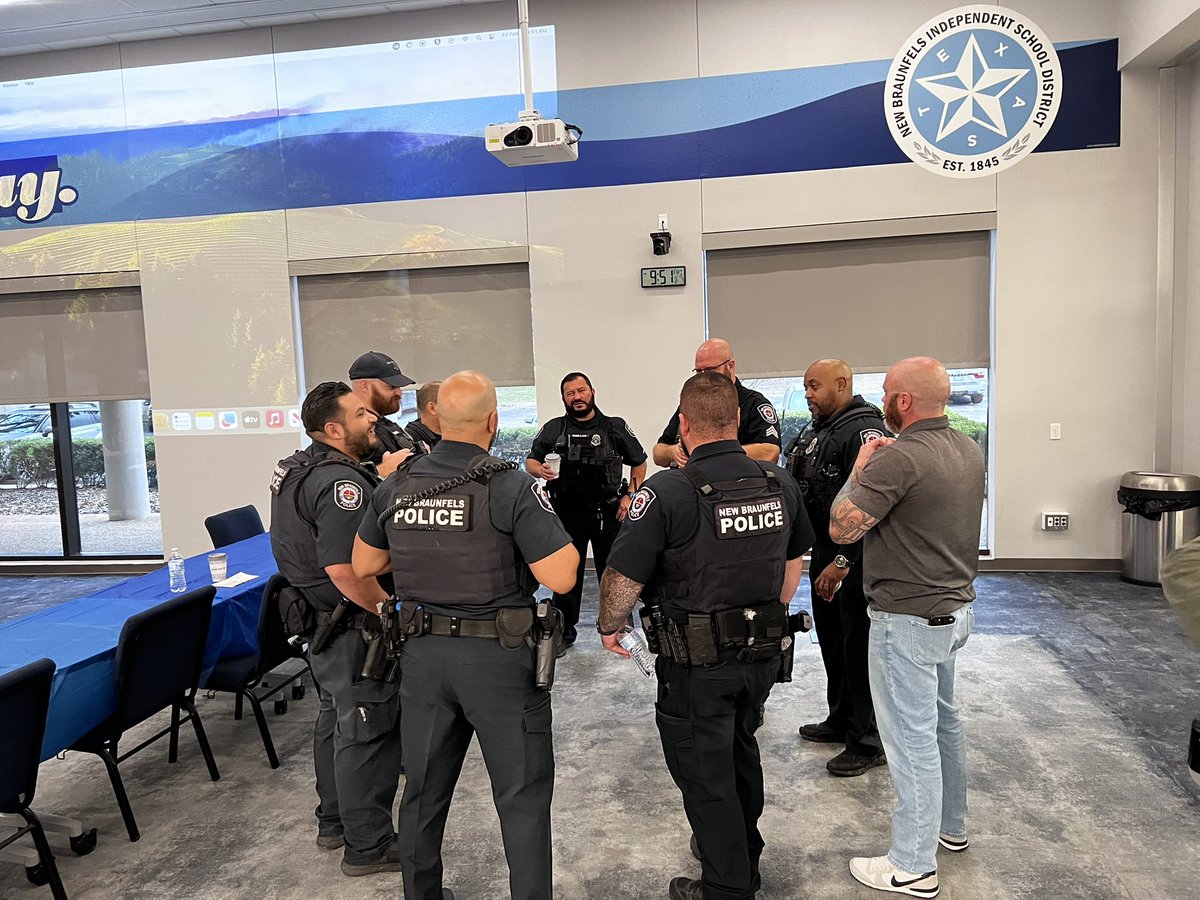 Laurelyn Arterbury (@larterburynbisd) on Twitter photo Started off the day with a breakfast to honor our amazing <a href="/newbraunfelsisd/">New Braunfels ISD</a> SROs. We love our partnership w/ @nbpd_tx and are so appreciative of all they do for our students and staff ๐ Thank you SROs!! Started off the day with a breakfast to honor our amazing <a href="/newbraunfelsisd/">New Braunfels ISD</a> SROs. We love our partnership w/ @nbpd_tx and are so appreciative of all they do for our students and staff ๐ Thank you SROs!!
