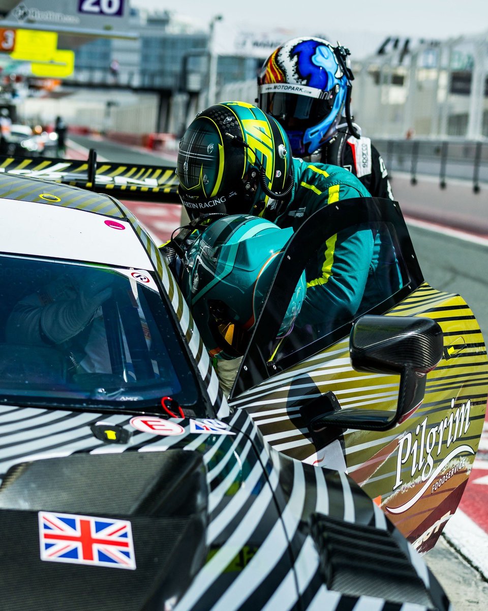 Strong end to the day, running inside the top-10. Making good progress 📈

Our #19 Vantage is feeling nicely balanced around here, &amp; hooking up some good laps as we now head into quali tomorrow morning. Some small tweaks overnight, &amp; we’ll see where we end up. 

#asianlemans