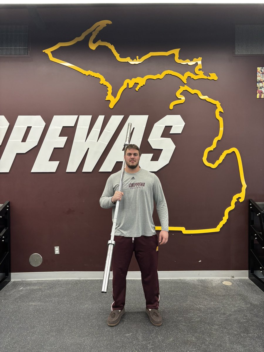 🔥 FREAK OF THE WEEK 🔥
Group: Big
Name: Davis Heinzen
Position: OL